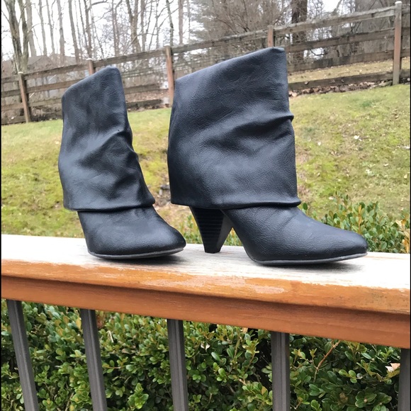 Simply Vera / Vera Wang boots - Picture 2 of 7